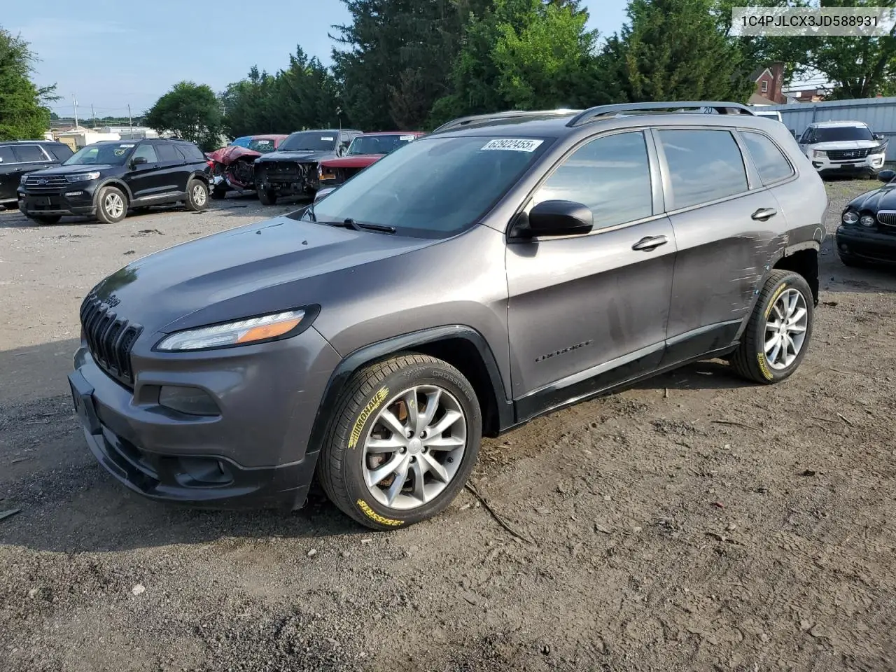 2018 Jeep Cherokee Latitude VIN: 1C4PJLCX3JD588931 Lot: 62922455