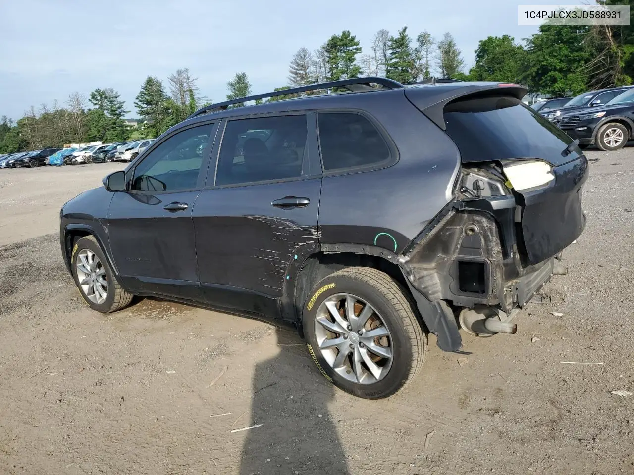 2018 Jeep Cherokee Latitude VIN: 1C4PJLCX3JD588931 Lot: 62922455