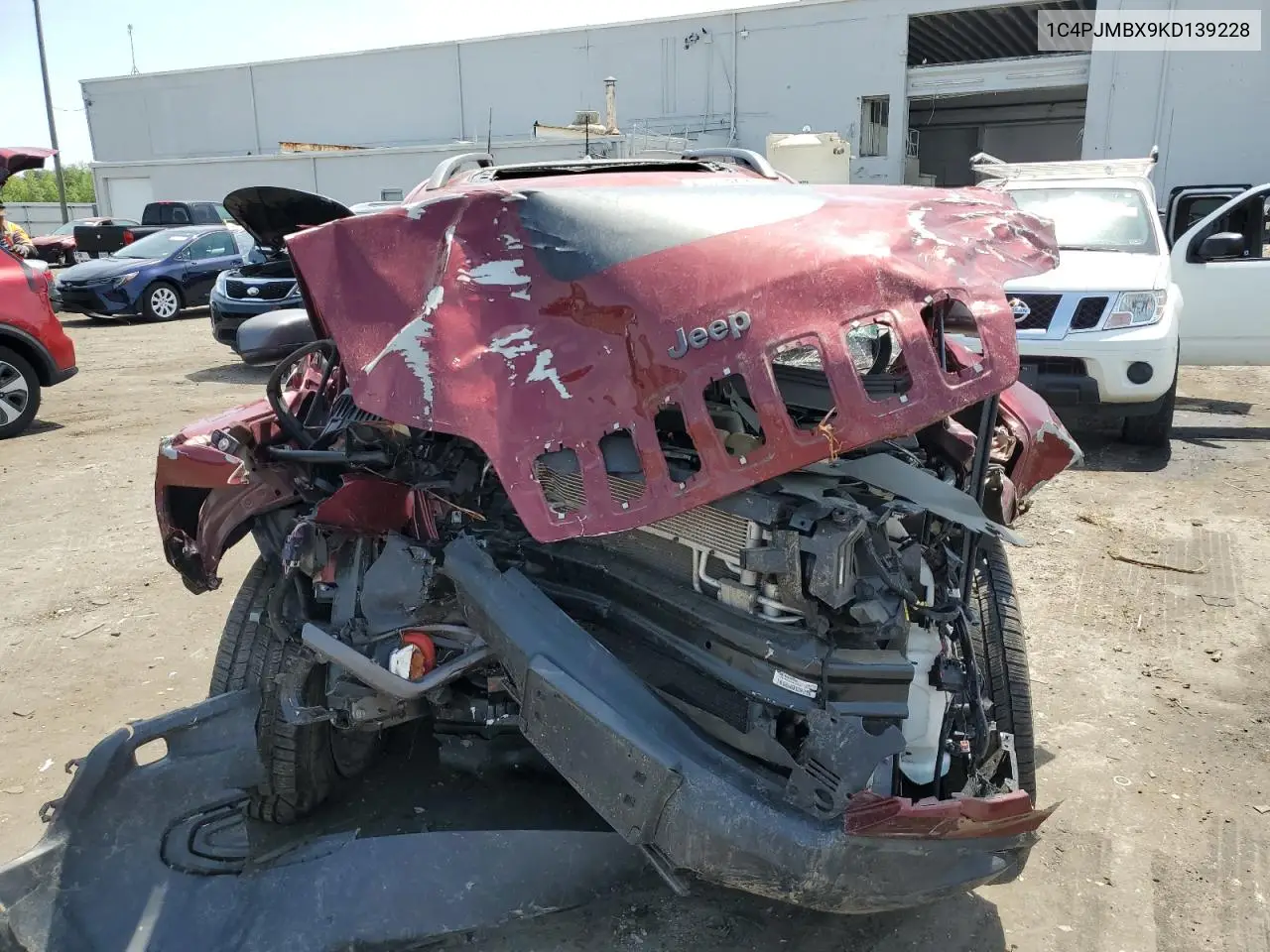 2019 Jeep Cherokee Trailhawk VIN: 1C4PJMBX9KD139228 Lot: 54913045
