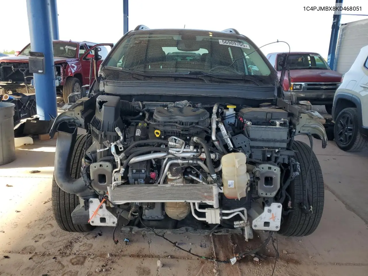 2019 Jeep Cherokee Trailhawk VIN: 1C4PJMBX8KD468051 Lot: 56909705