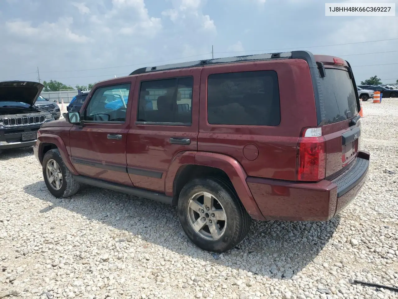 2006 Jeep Commander VIN: 1J8HH48K66C369227 Lot: 53723565
