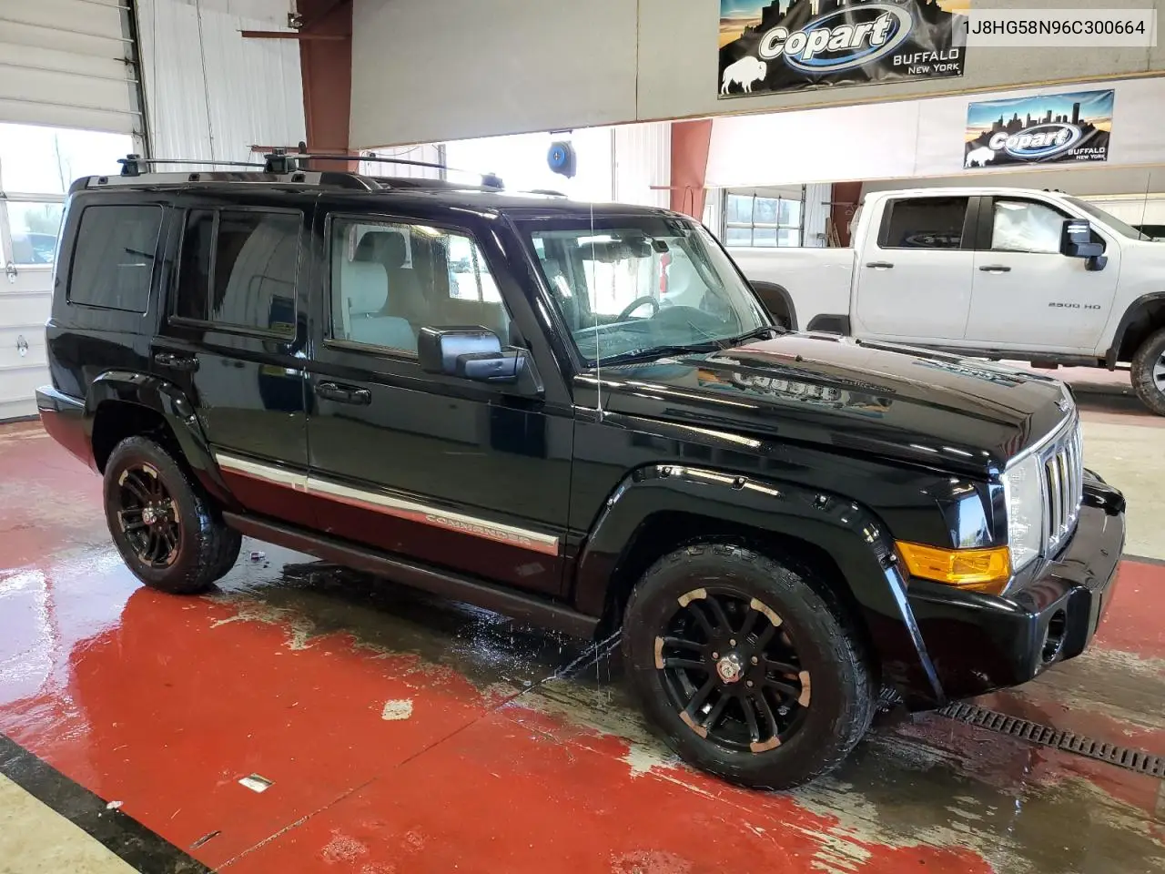 2006 Jeep Commander Limited VIN: 1J8HG58N96C300664 Lot: 56022715