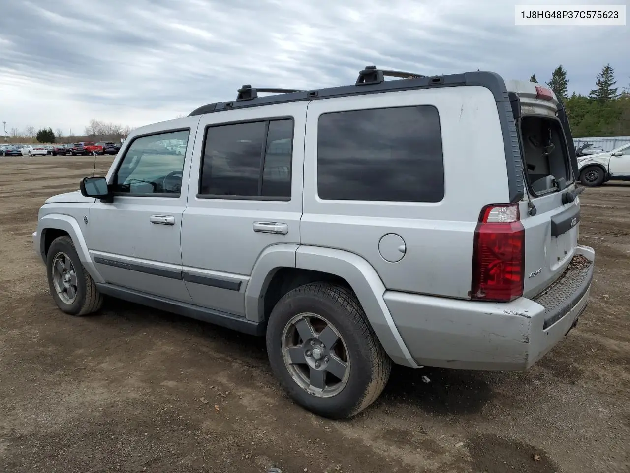 2007 Jeep Commander VIN: 1J8HG48P37C575623 Lot: 55501305