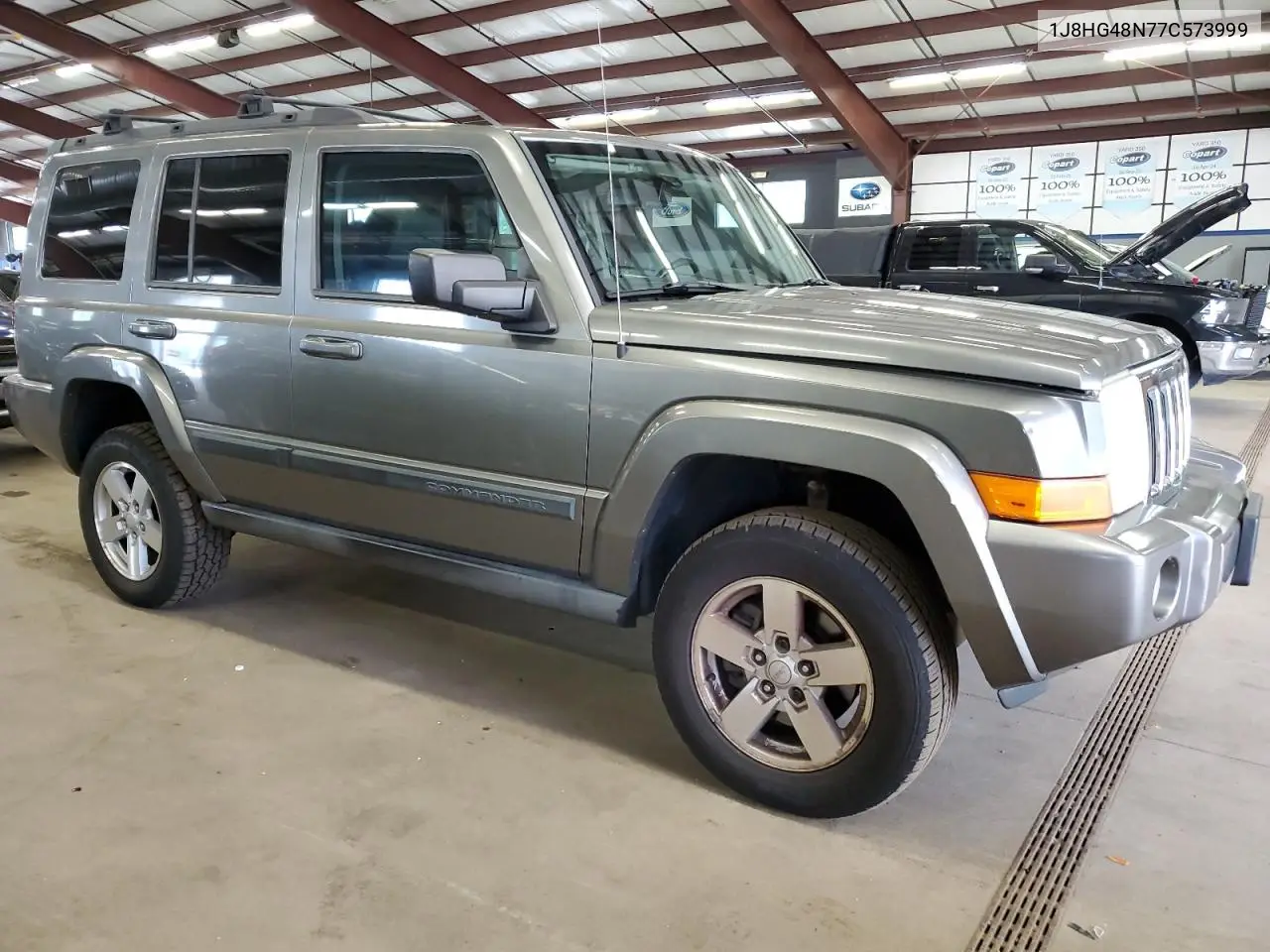 2007 Jeep Commander VIN: 1J8HG48N77C573999 Lot: 61417065
