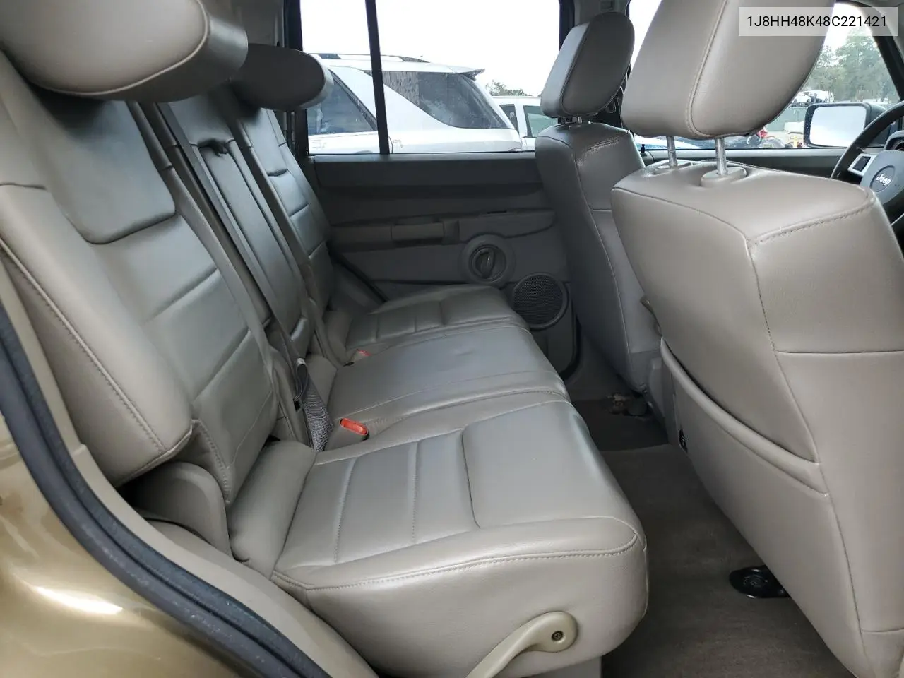 2008 Jeep Commander Sport VIN: 1J8HH48K48C221421 Lot: 46281725