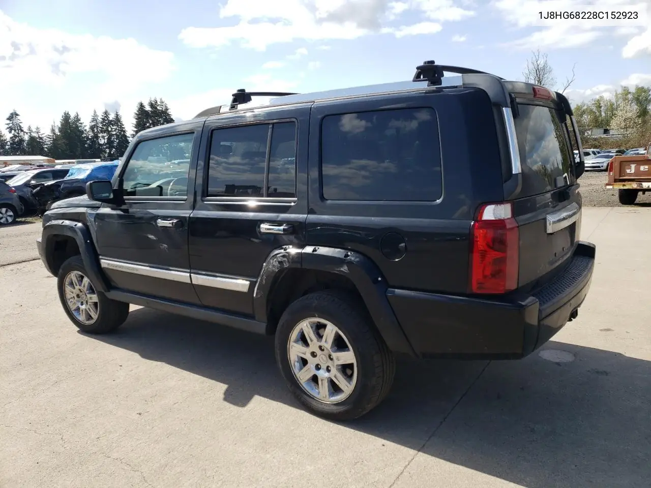2008 Jeep Commander Overland VIN: 1J8HG68228C152923 Lot: 51851365