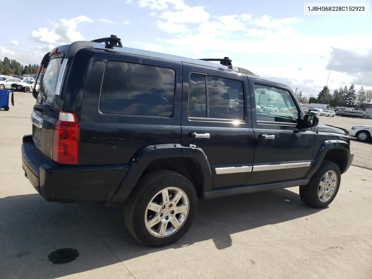 2008 Jeep Commander Overland VIN: 1J8HG68228C152923 Lot: 51851365