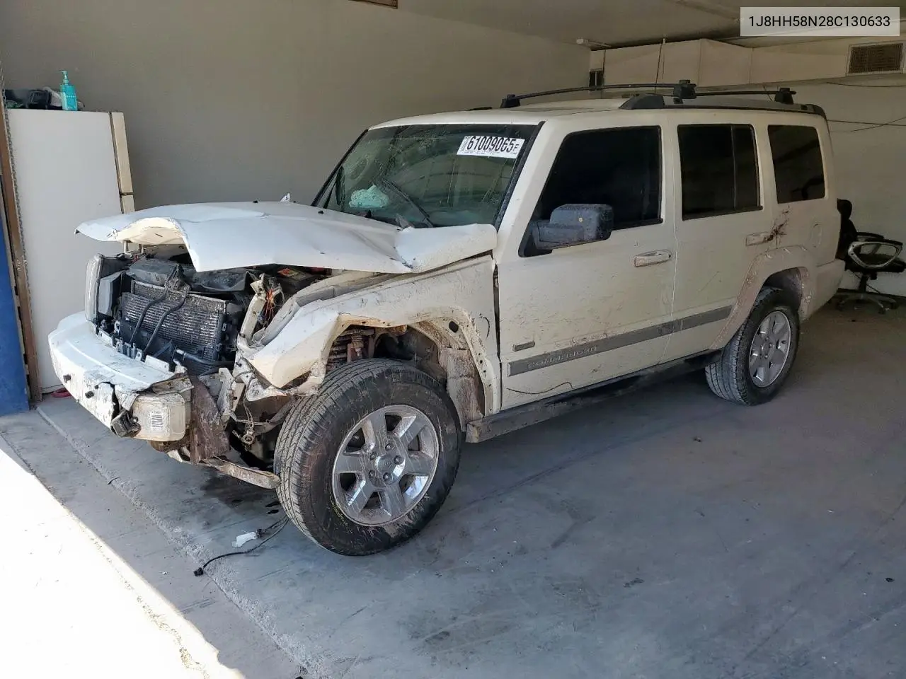 2008 Jeep Commander Limited VIN: 1J8HH58N28C130633 Lot: 61009065