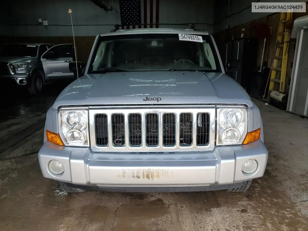 2010 Jeep Commander Sport VIN: 1J4RG4GK9AC124439 Lot: 54749315