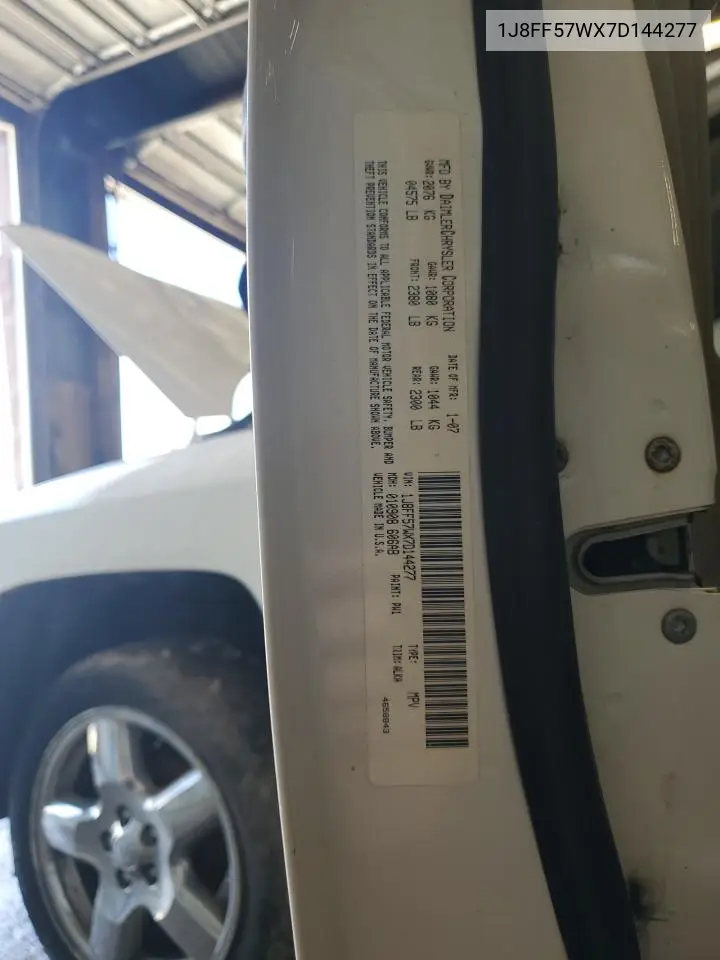 2007 Jeep Compass Limited VIN: 1J8FF57WX7D144277 Lot: 54895945