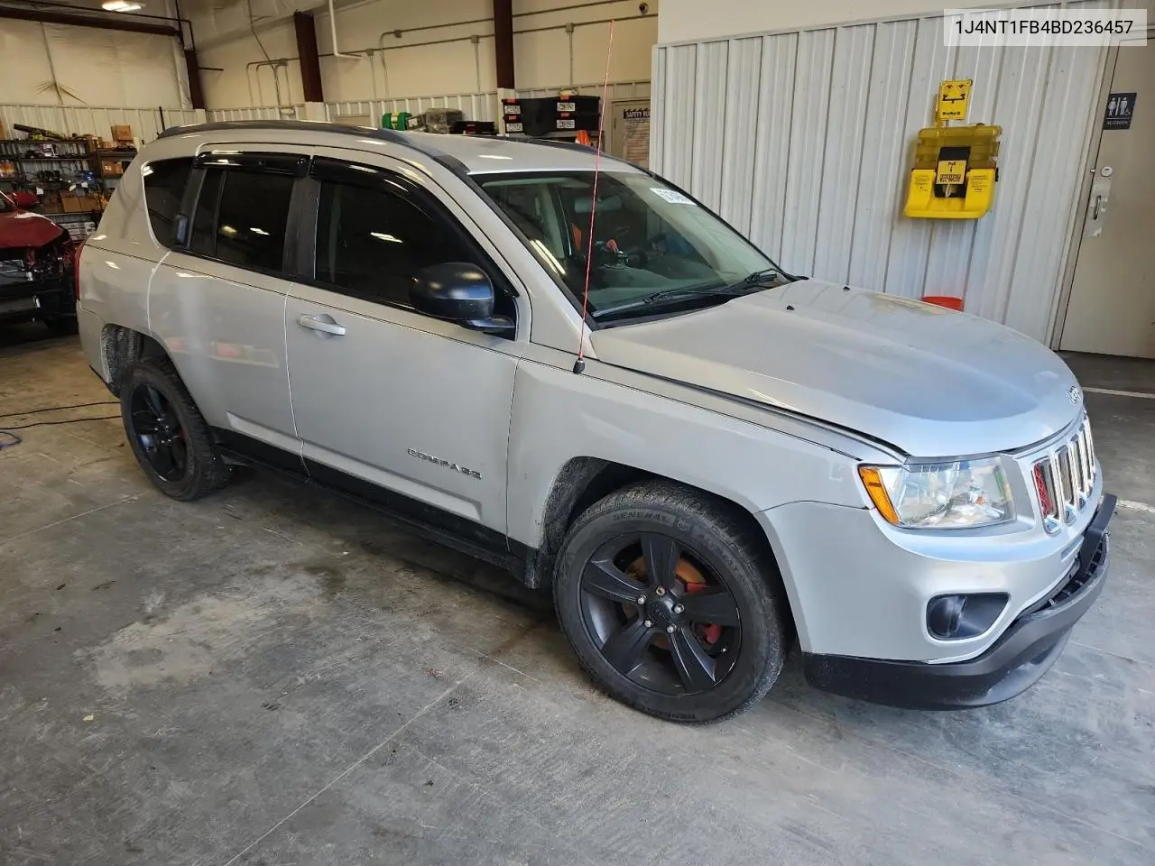 2011 Jeep Compass Sport VIN: 1J4NT1FB4BD236457 Lot: 62184065