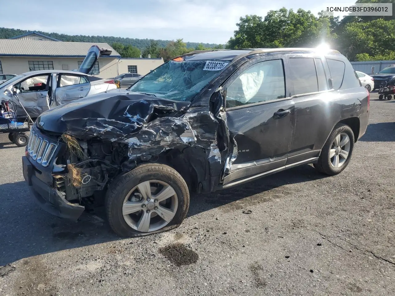 2015 Jeep Compass Latitude VIN: 1C4NJDEB3FD396012 Lot: 62338735