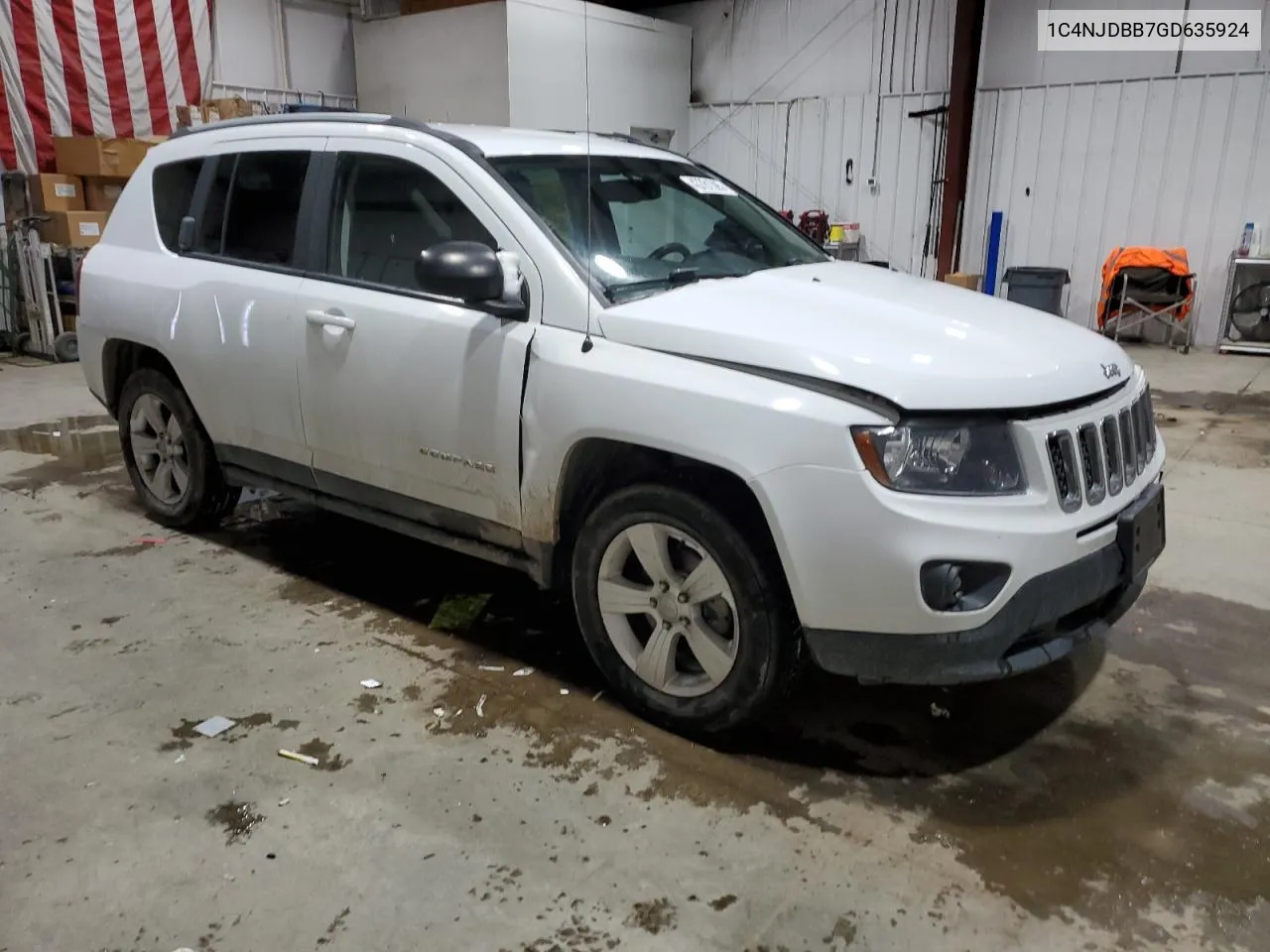 2016 Jeep Compass Sport VIN: 1C4NJDBB7GD635924 Lot: 43781395