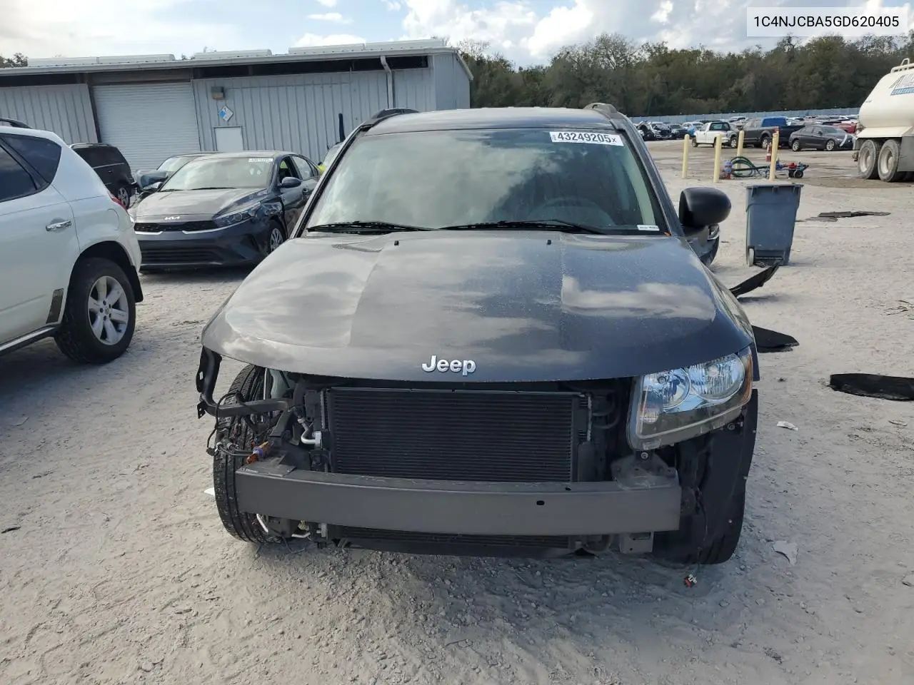 2016 Jeep Compass Sport VIN: 1C4NJCBA5GD620405 Lot: 45321045