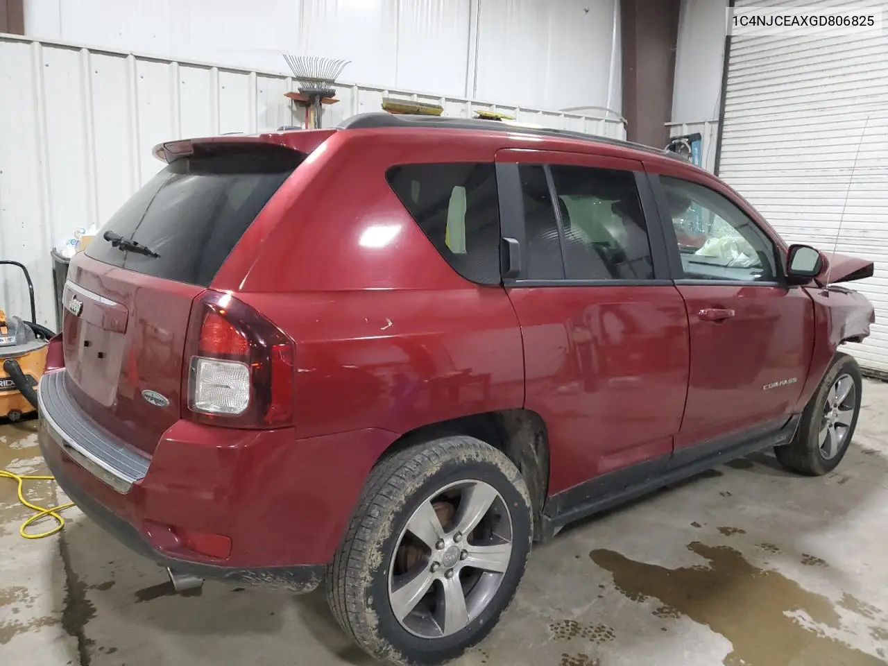 2016 Jeep Compass Latitude VIN: 1C4NJCEAXGD806825 Lot: 53179625