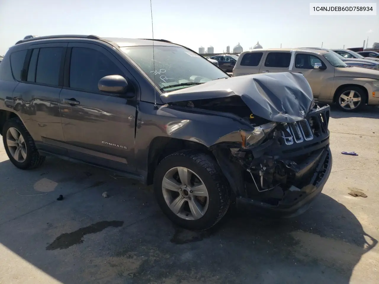2016 Jeep Compass Latitude VIN: 1C4NJDEB6GD758934 Lot: 56655955