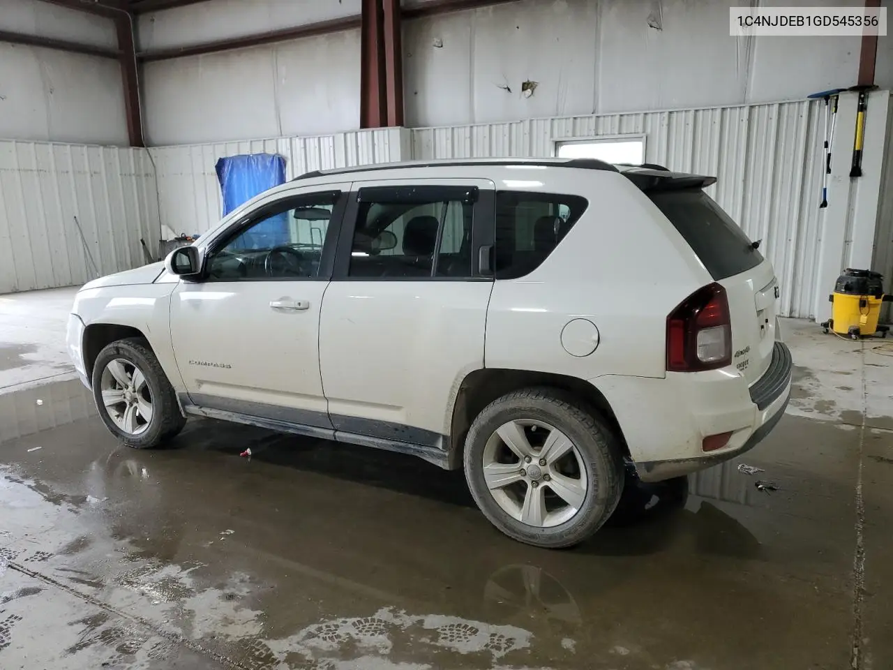 2016 Jeep Compass Latitude VIN: 1C4NJDEB1GD545356 Lot: 57051475