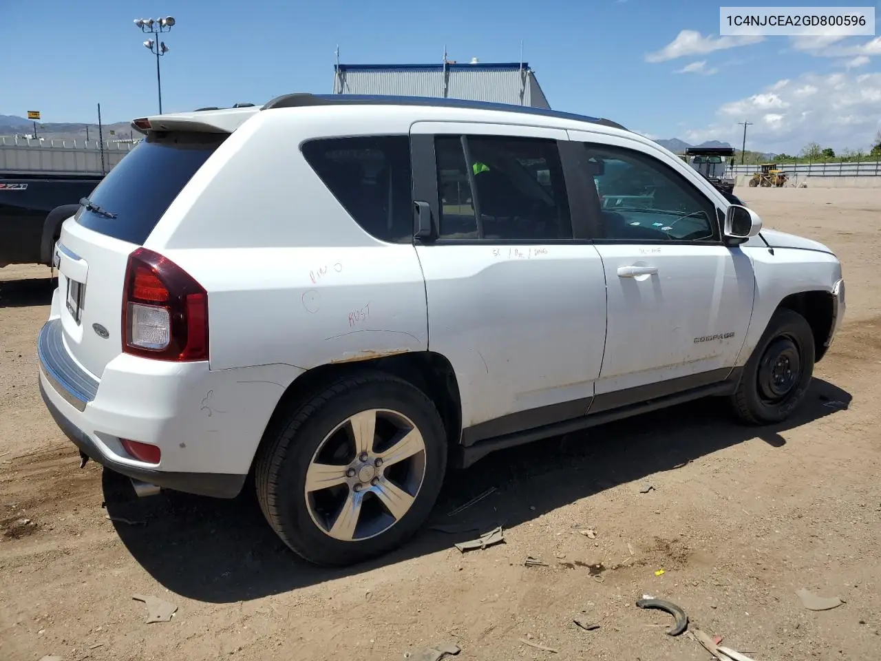 2016 Jeep Compass Latitude VIN: 1C4NJCEA2GD800596 Lot: 57203705