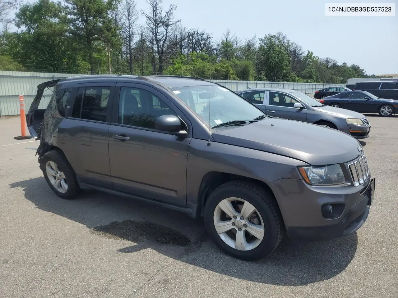 2016 Jeep Compass Sport VIN: 1C4NJDBB3GD557528 Lot: 61680275