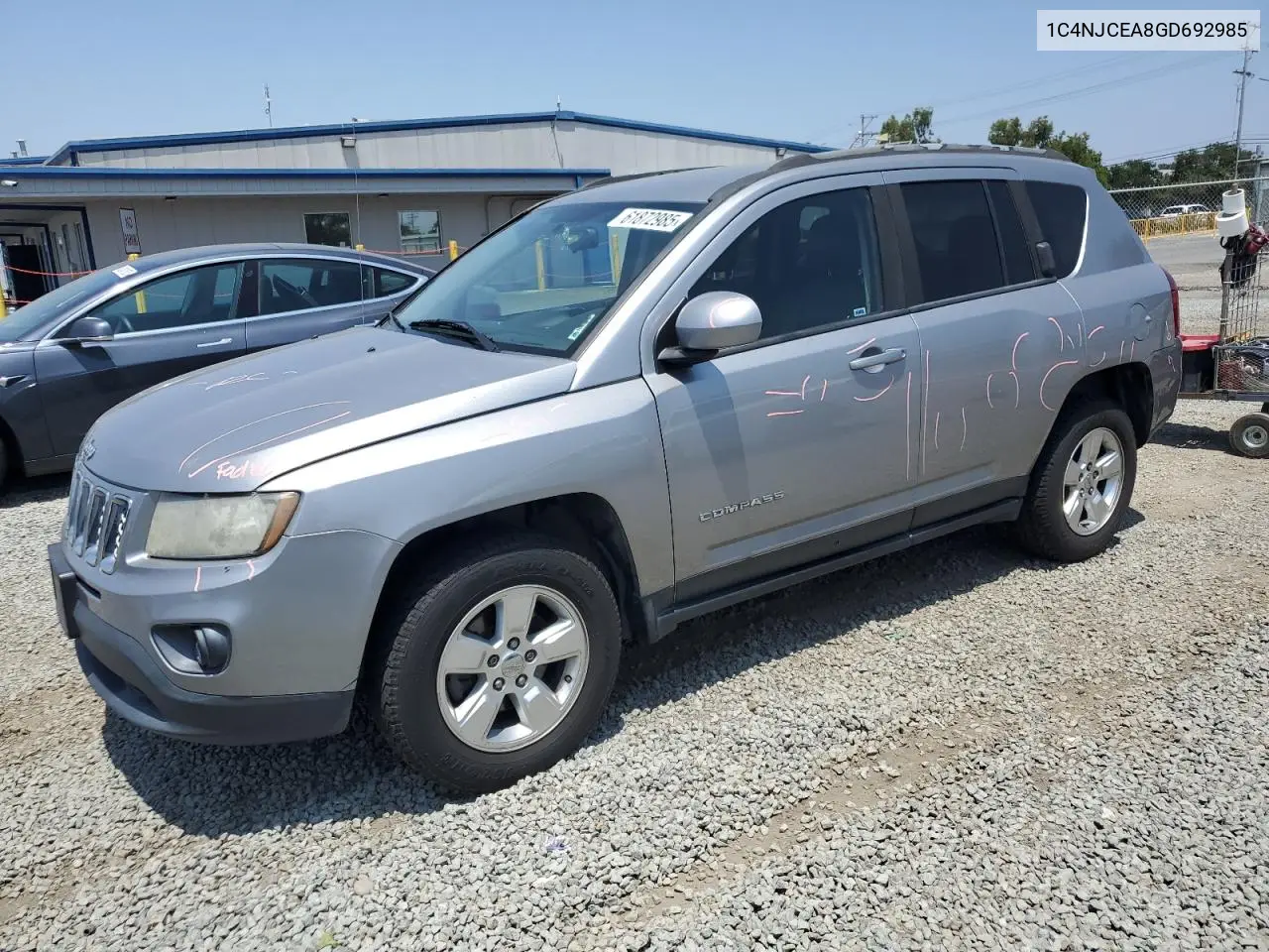 2016 Jeep Compass Latitude VIN: 1C4NJCEA8GD692985 Lot: 61872985