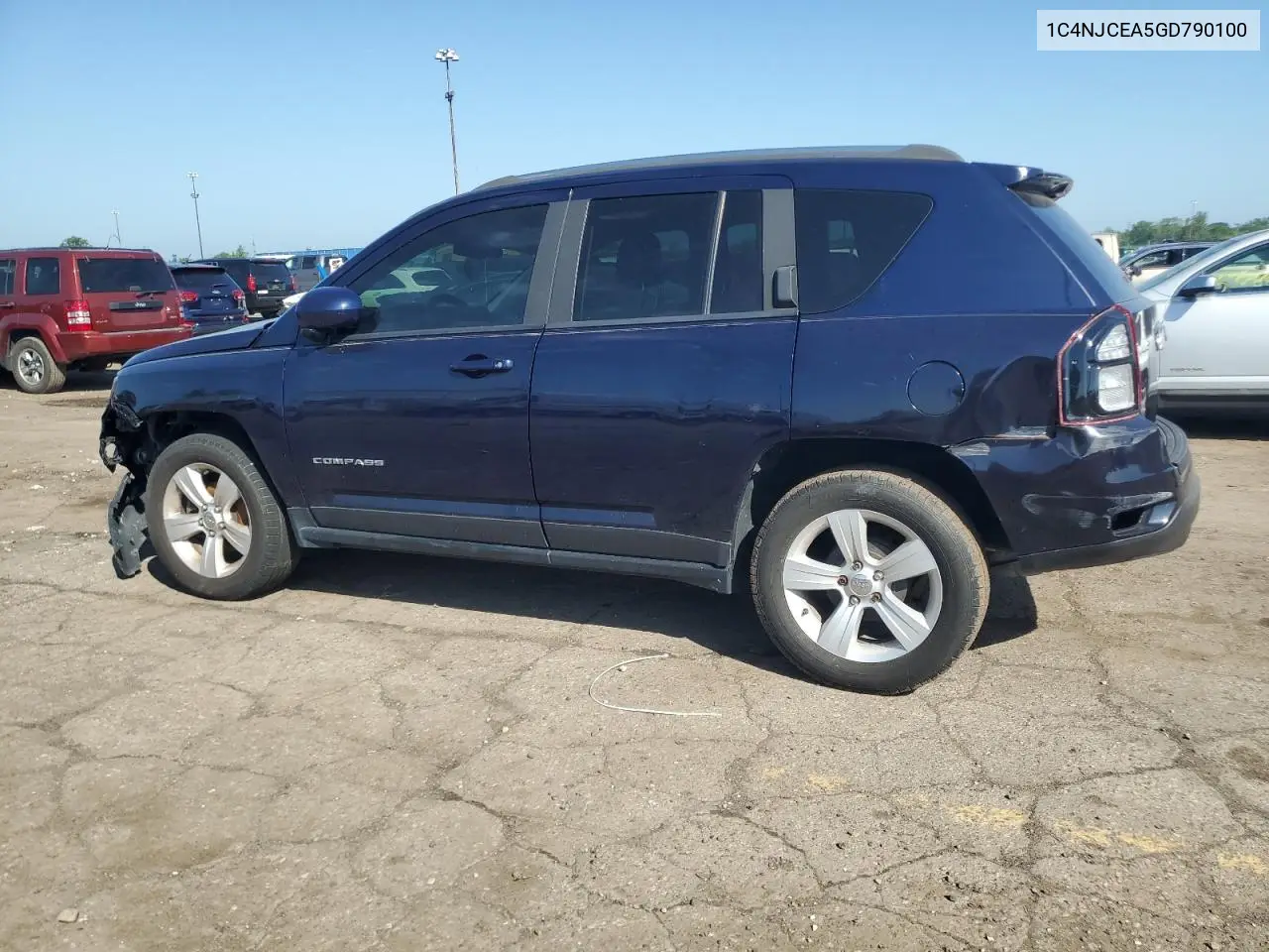 2016 Jeep Compass Latitude VIN: 1C4NJCEA5GD790100 Lot: 62022485