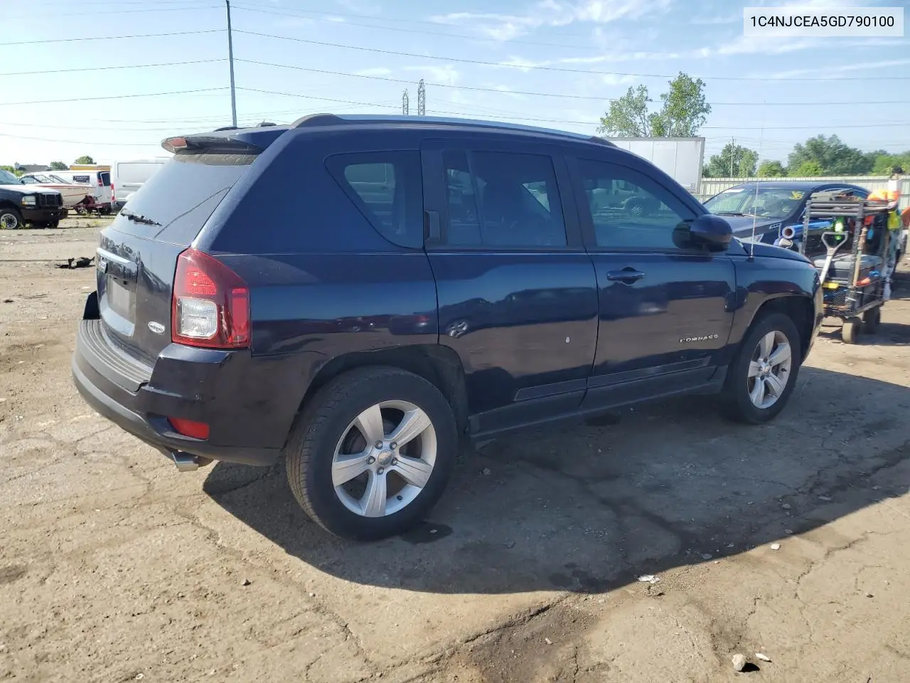 2016 Jeep Compass Latitude VIN: 1C4NJCEA5GD790100 Lot: 62022485
