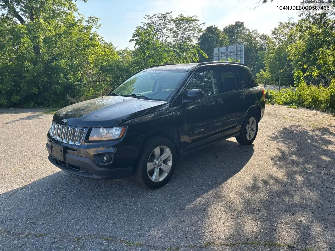 2016 Jeep Compass Latitude VIN: 1C4NJDEB0GD587436 Lot: 62913975