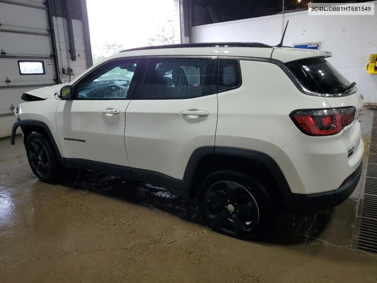 2017 Jeep Compass Latitude VIN: 3C4NJDBB1HT681549 Lot: 57326405