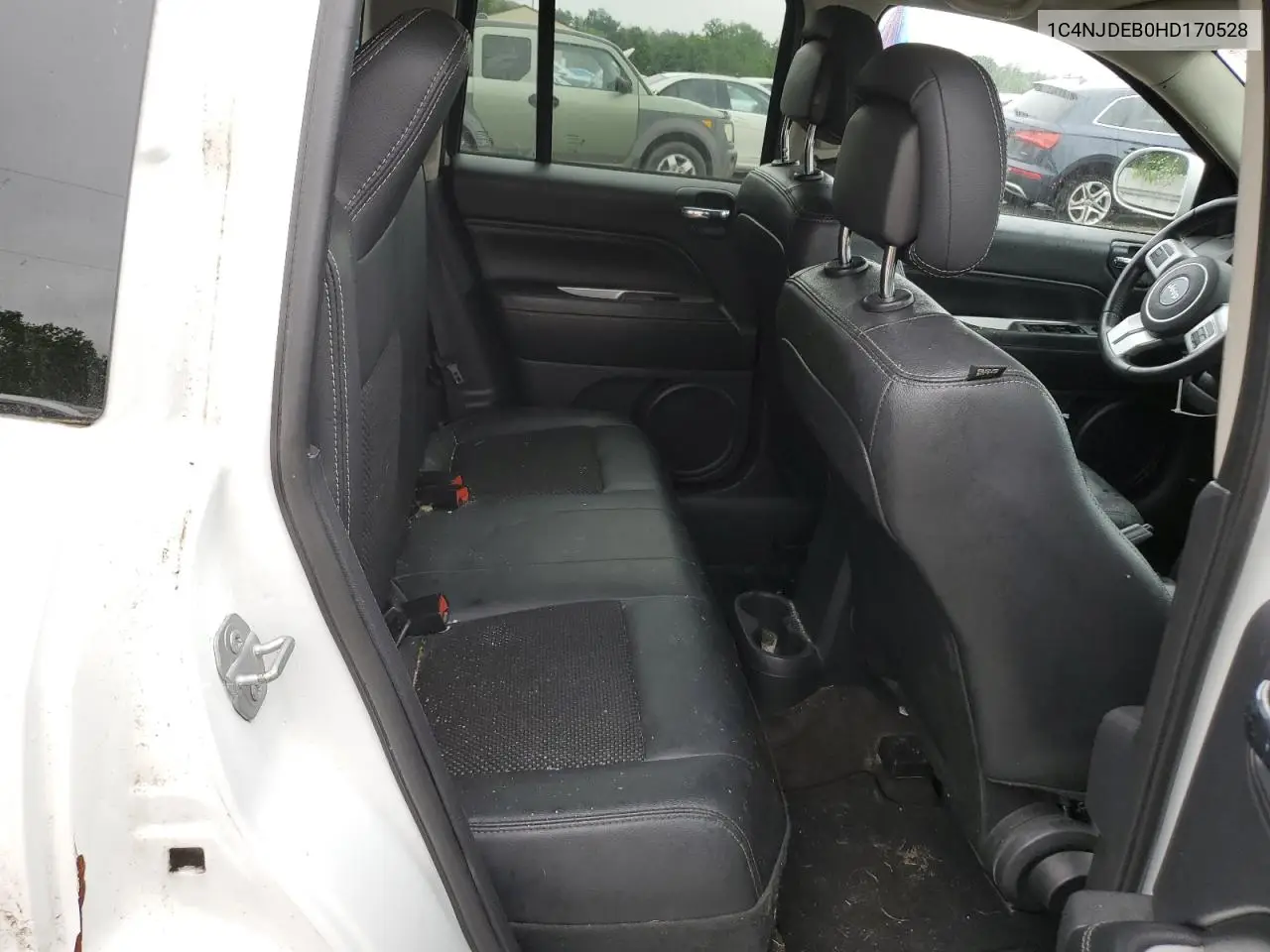 2017 Jeep Compass Latitude VIN: 1C4NJDEB0HD170528 Lot: 63755475