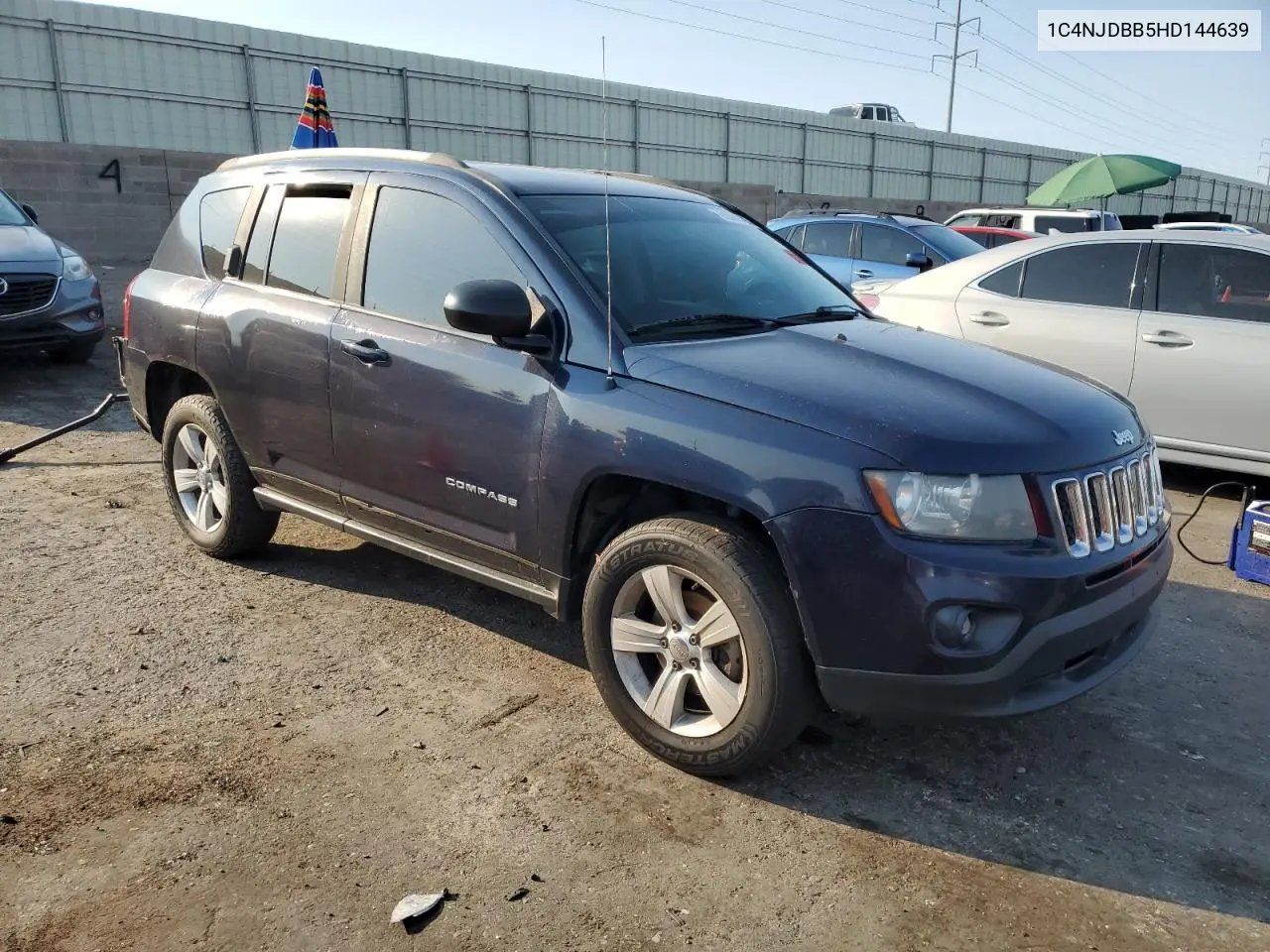 2017 Jeep Compass Sport VIN: 1C4NJDBB5HD144639 Lot: 65048295