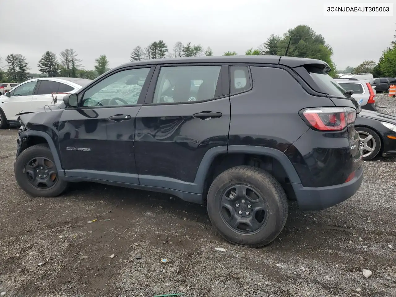 2018 Jeep Compass Sport VIN: 3C4NJDAB4JT305063 Lot: 56683175
