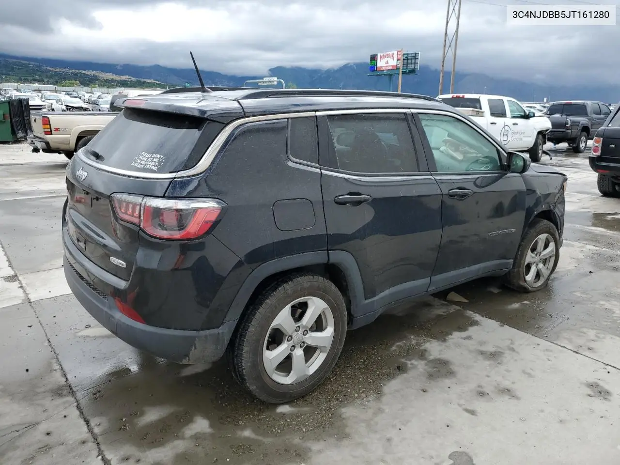 2018 Jeep Compass Latitude VIN: 3C4NJDBB5JT161280 Lot: 56758805