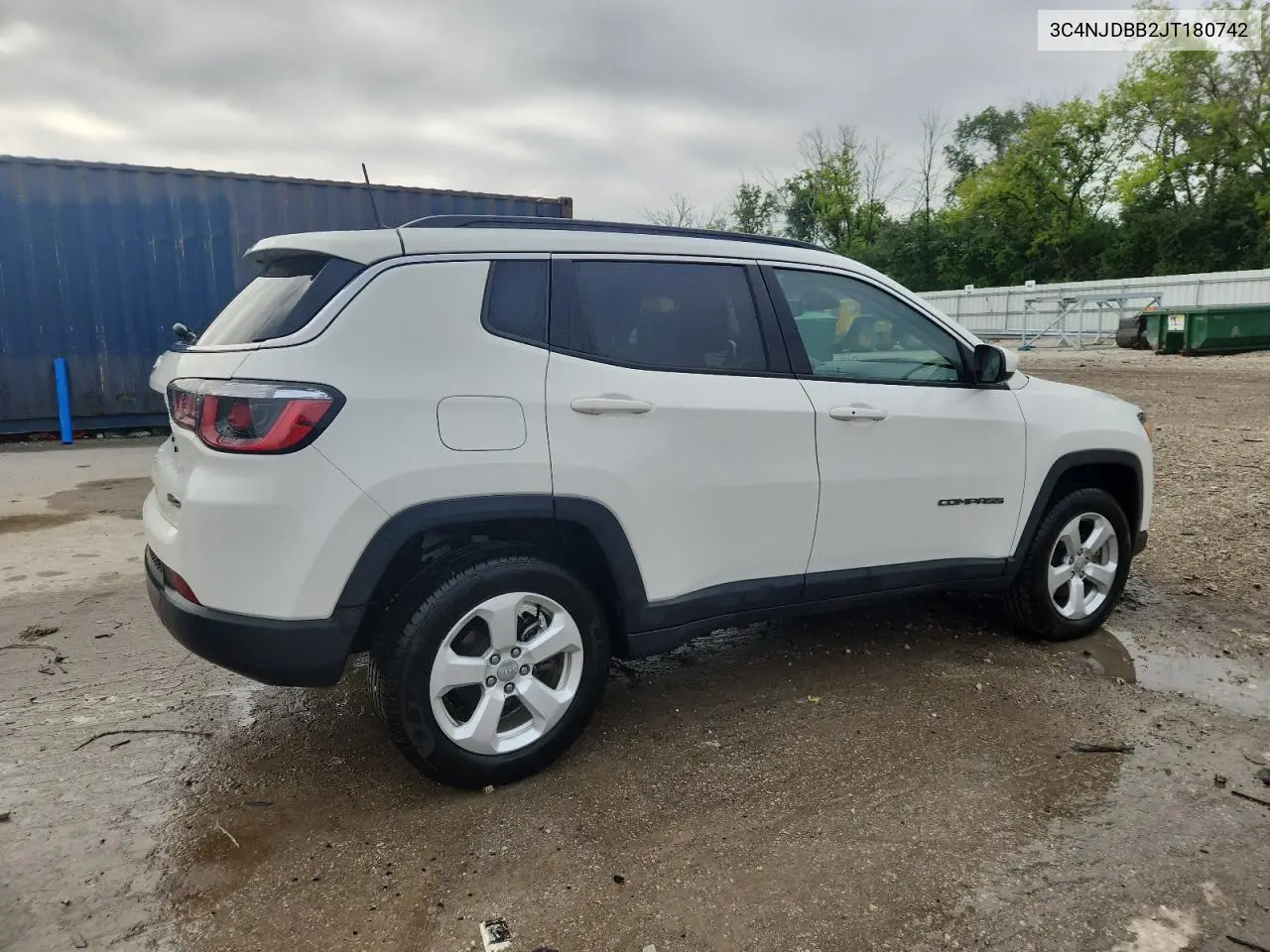 2018 Jeep Compass Latitude VIN: 3C4NJDBB2JT180742 Lot: 62355465
