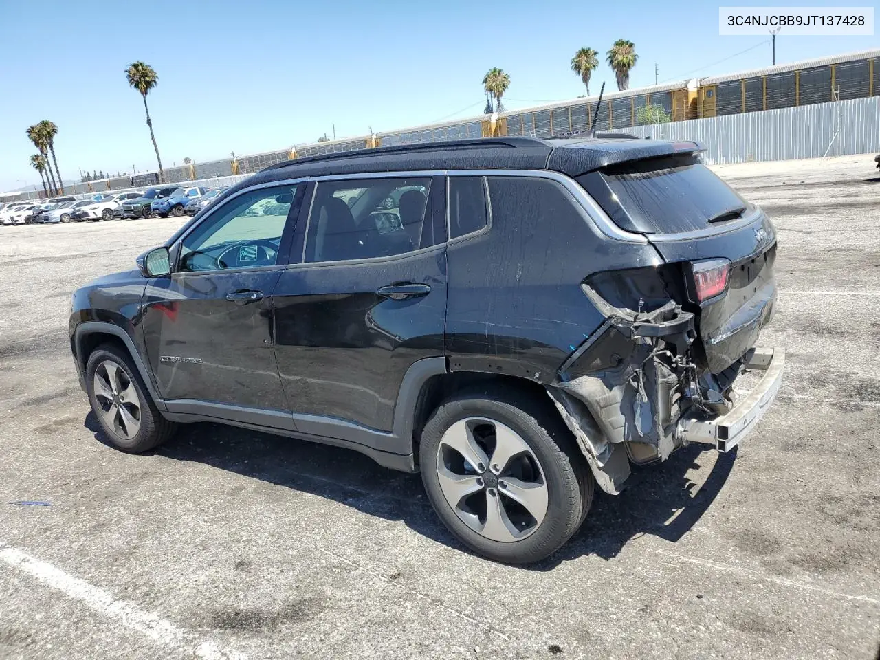 2018 Jeep Compass Latitude VIN: 3C4NJCBB9JT137428 Lot: 62867305