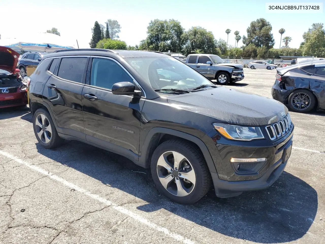 2018 Jeep Compass Latitude VIN: 3C4NJCBB9JT137428 Lot: 62867305