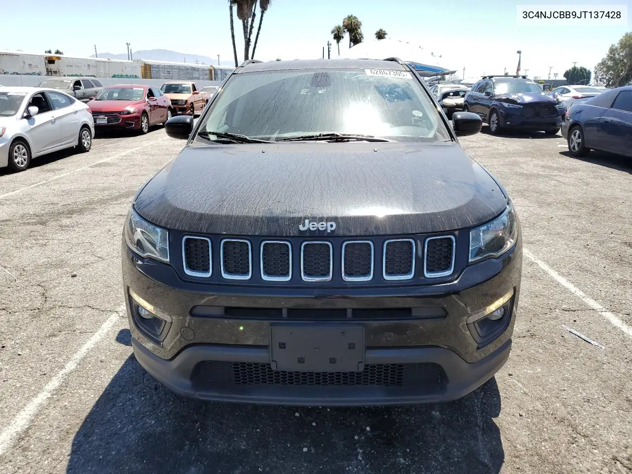 2018 Jeep Compass Latitude VIN: 3C4NJCBB9JT137428 Lot: 62867305