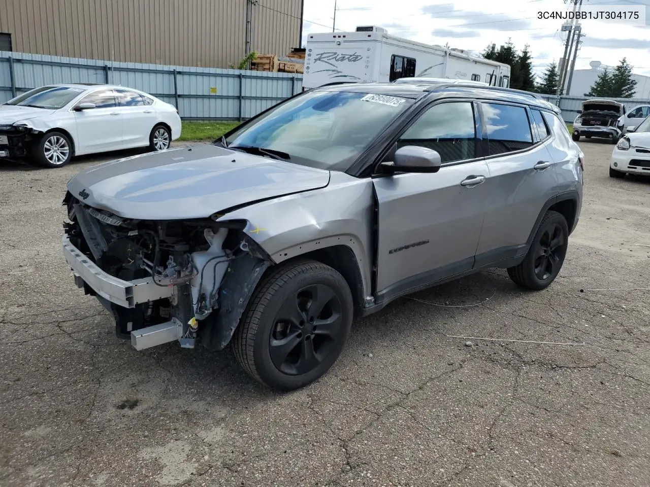 2018 Jeep Compass Latitude VIN: 3C4NJDBB1JT304175 Lot: 62950075
