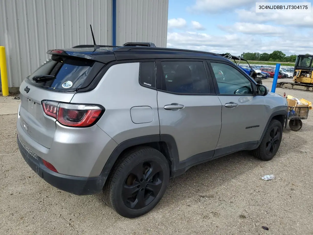 2018 Jeep Compass Latitude VIN: 3C4NJDBB1JT304175 Lot: 62950075