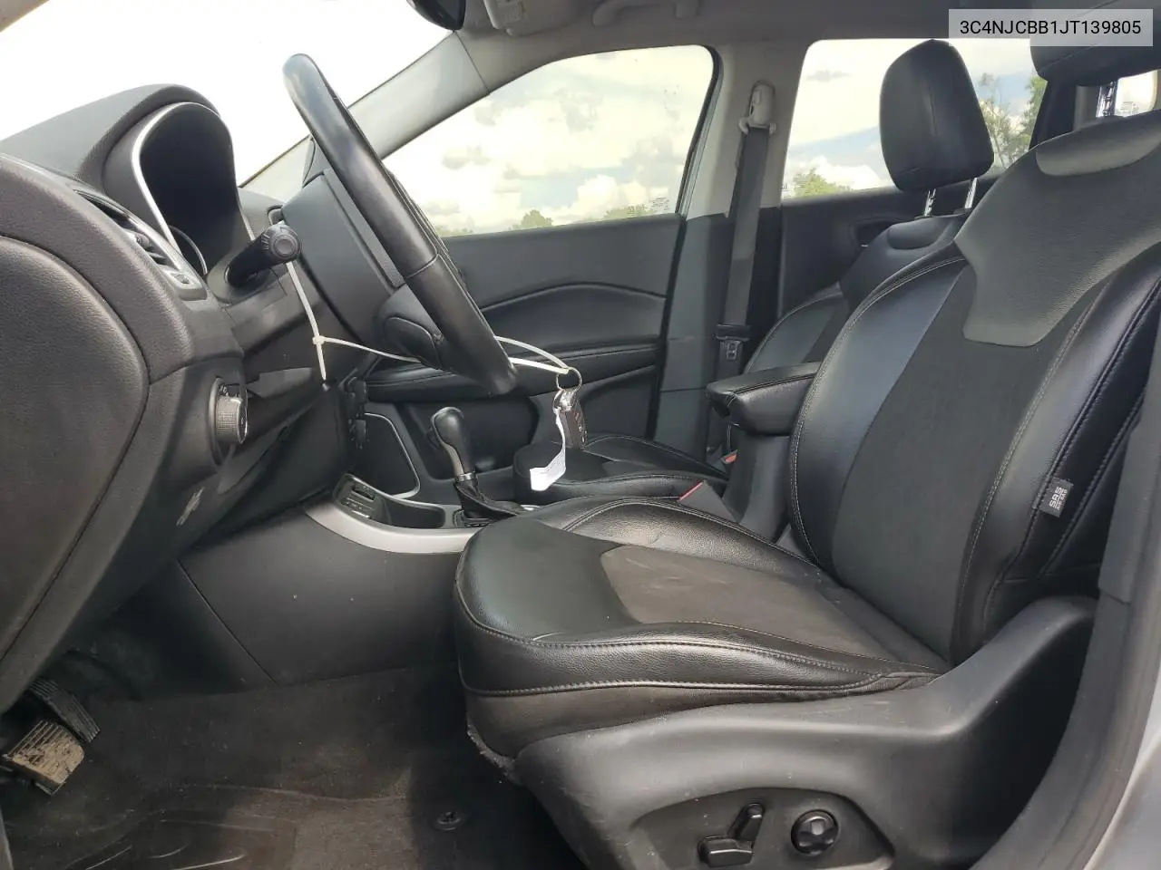 2018 Jeep Compass Latitude VIN: 3C4NJCBB1JT139805 Lot: 63072275