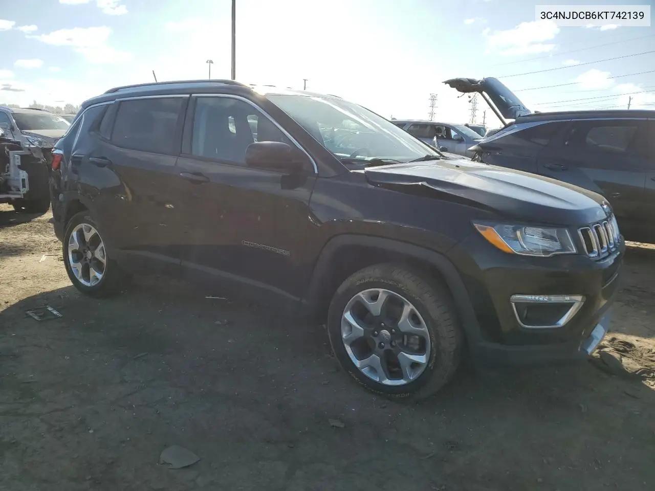 2019 Jeep Compass Limited VIN: 3C4NJDCB6KT742139 Lot: 52115245