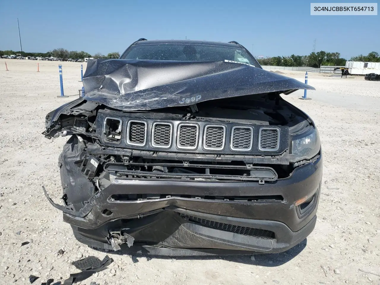2019 Jeep Compass Latitude VIN: 3C4NJCBB5KT654713 Lot: 52508305