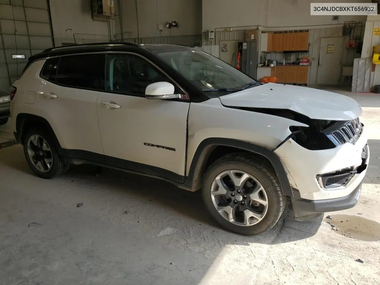3c4njdcbxkt656932 3C4NJDCBXKT656932 2019 Jeep Compass Limited