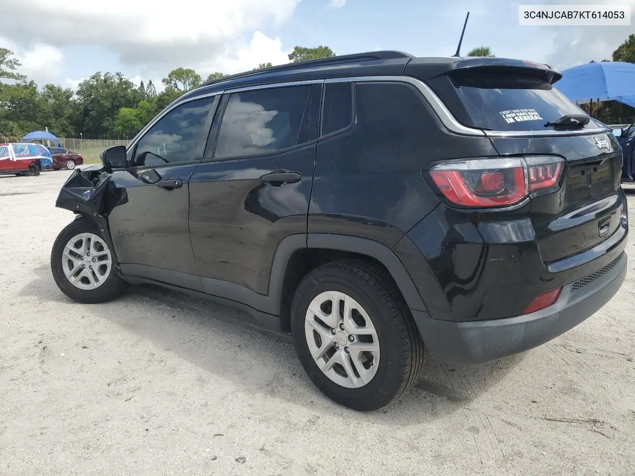 2019 Jeep Compass Sport VIN: 3C4NJCAB7KT614053 Lot: 62683925