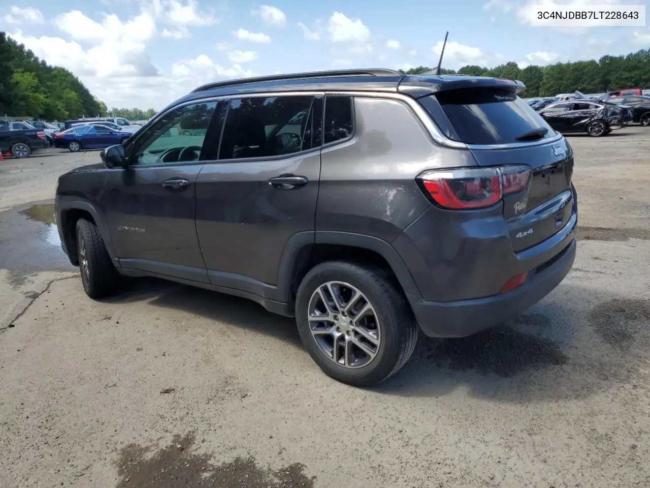 2020 Jeep Compass Latitude VIN: 3C4NJDBB7LT228643 Lot: 64323615