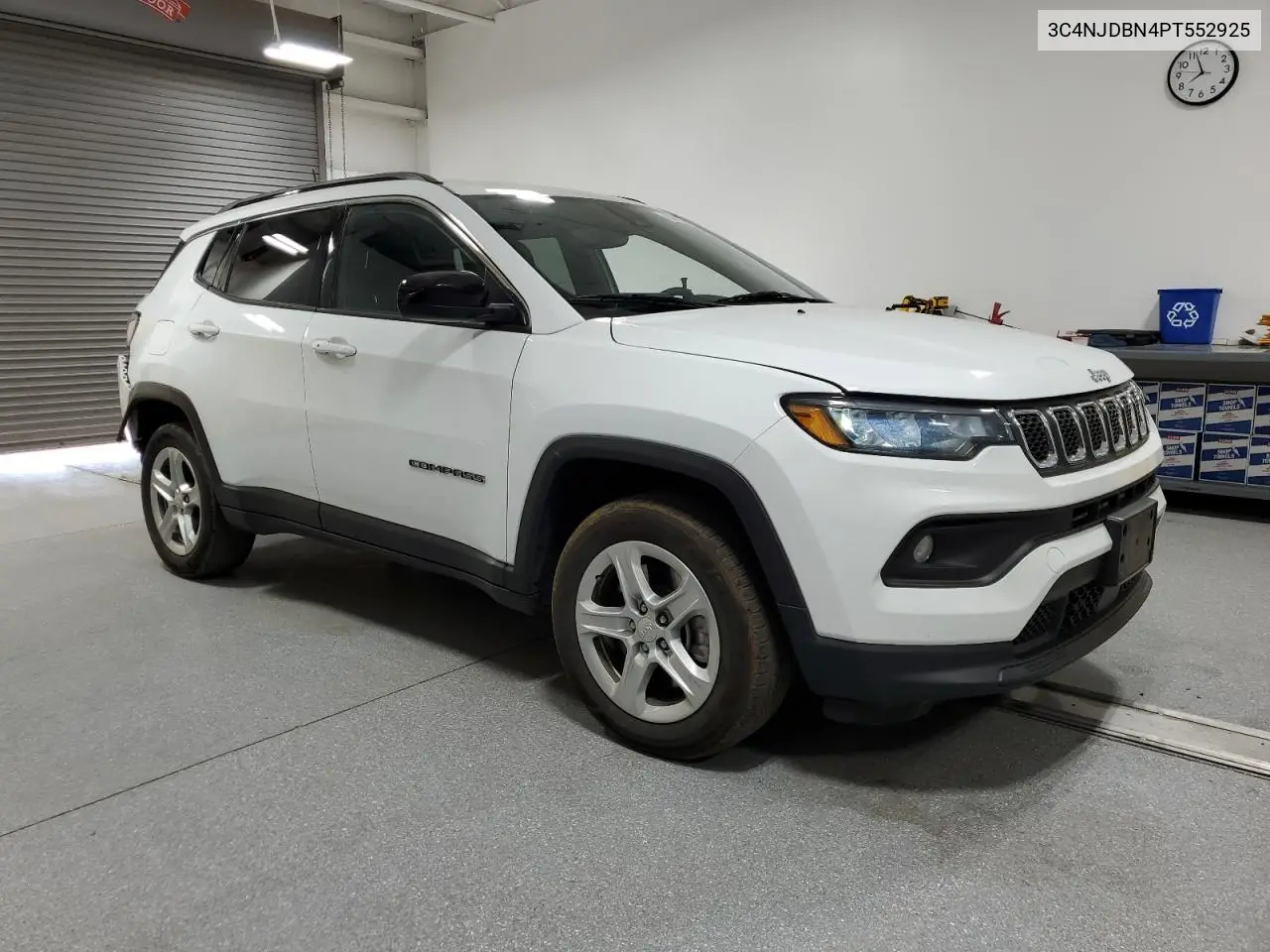 2023 Jeep Compass Latitude VIN: 3C4NJDBN4PT552925 Lot: 62357335