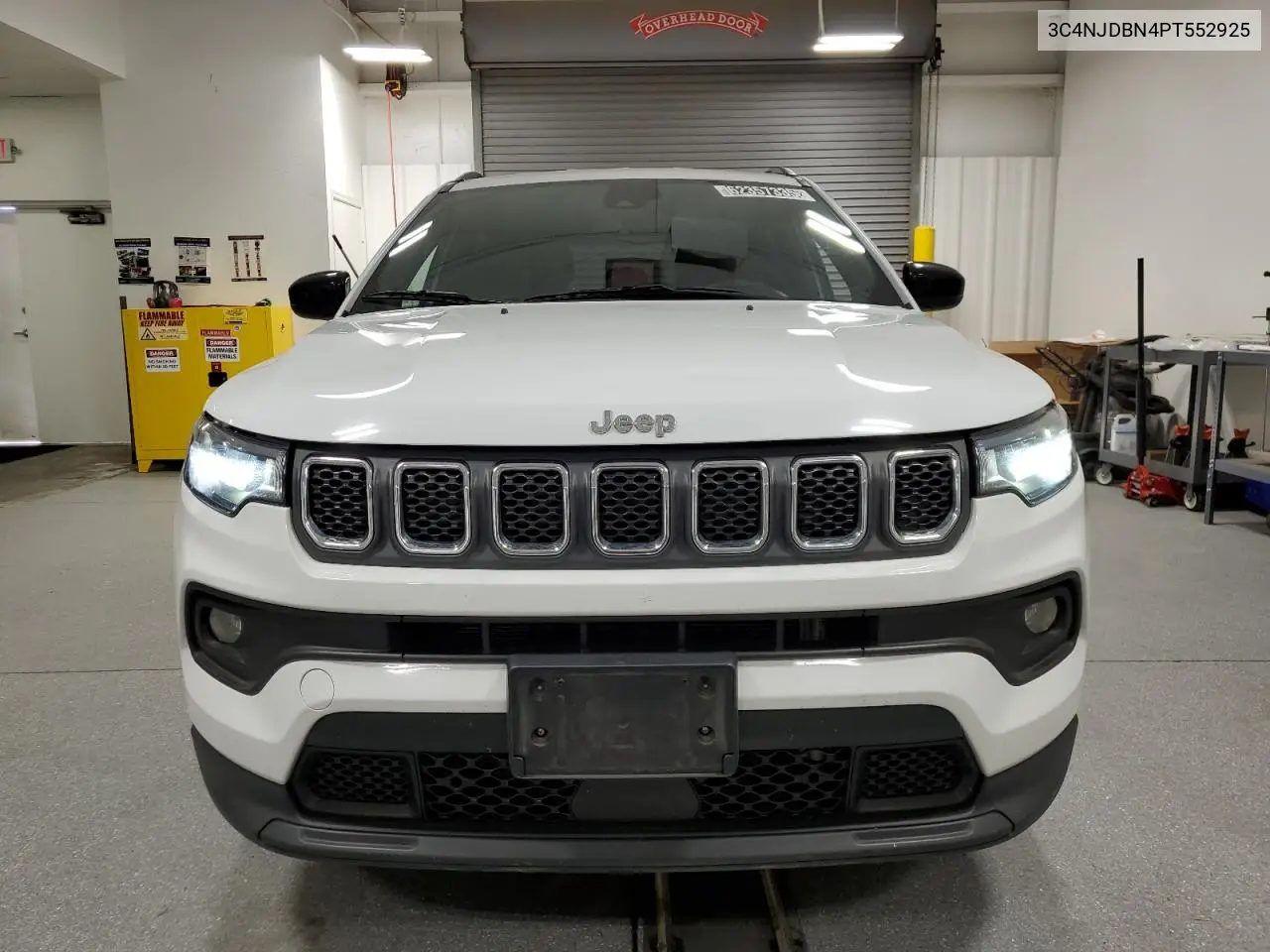 2023 Jeep Compass Latitude VIN: 3C4NJDBN4PT552925 Lot: 62357335