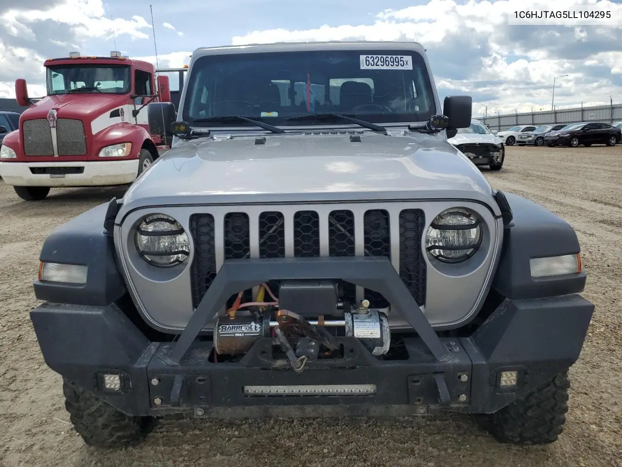 2020 Jeep Gladiator Sport VIN: 1C6HJTAG5LL104295 Lot: 63296995