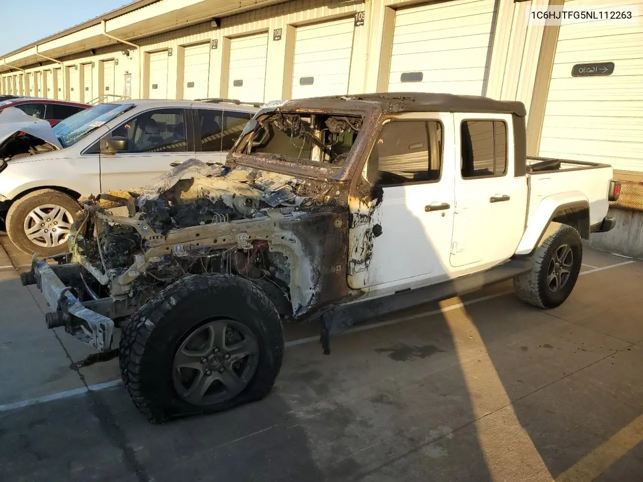 2022 Jeep Gladiator Overland VIN: 1C6HJTFG5NL112263 Lot: 46170494