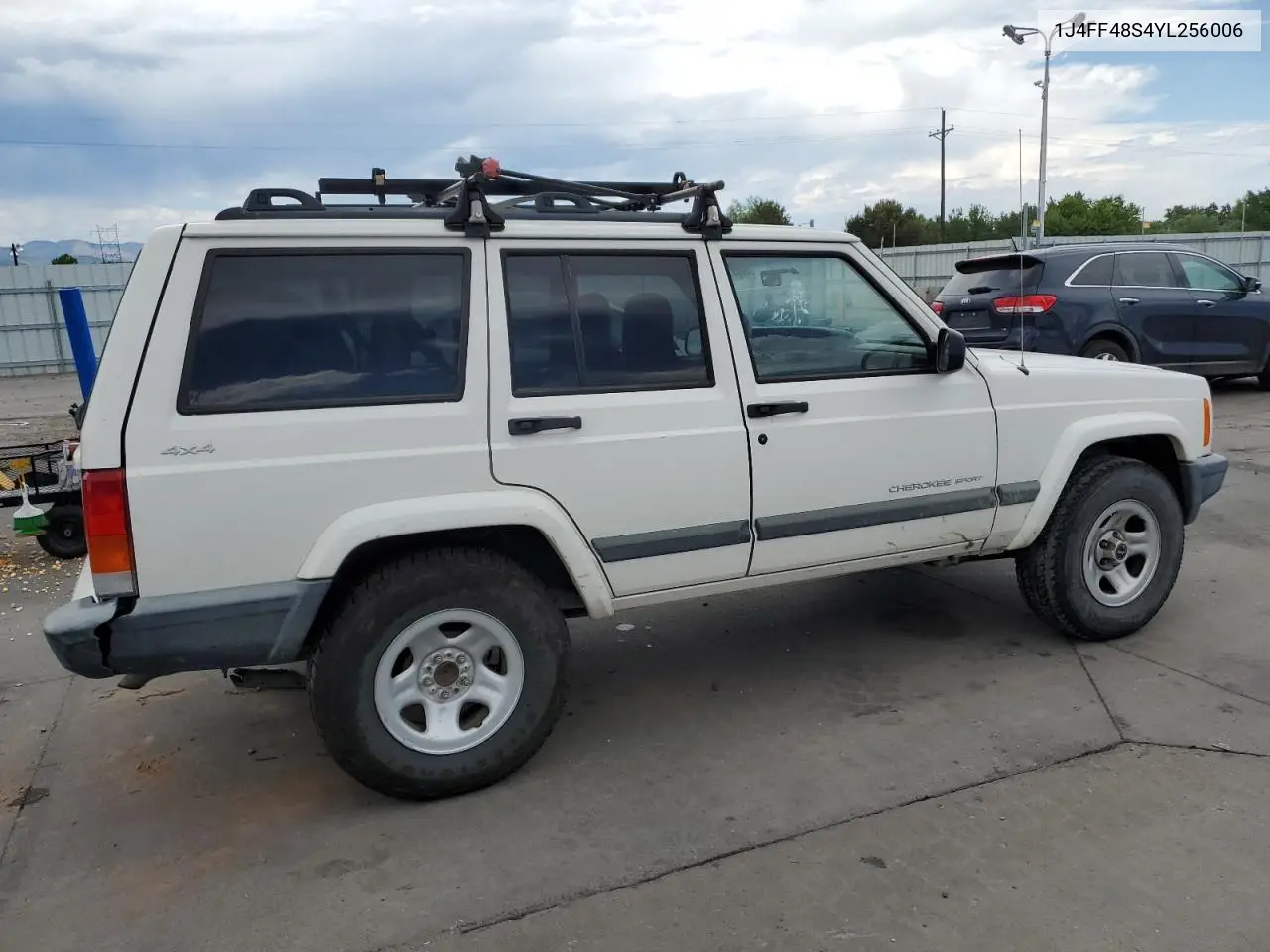 2000 Jeep Cherokee Sport VIN: 1J4FF48S4YL256006 Lot: 63091475