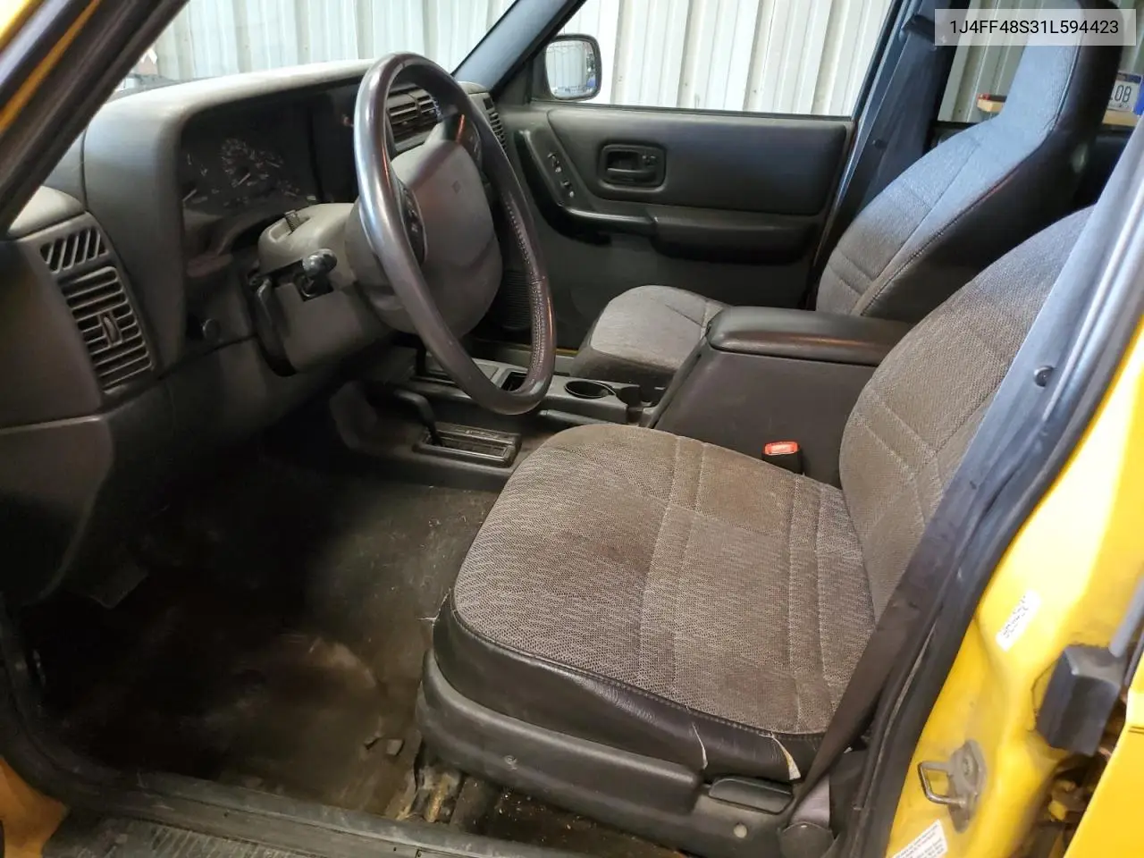 2001 Jeep Cherokee Sport VIN: 1J4FF48S31L594423 Lot: 62584895